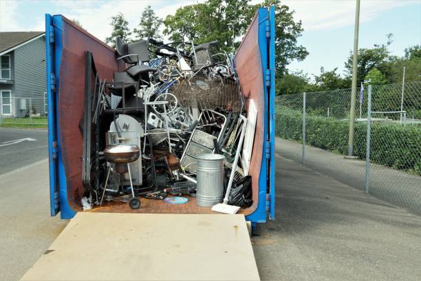 Best Professional Junk Removal  in Holiday Shores, IL